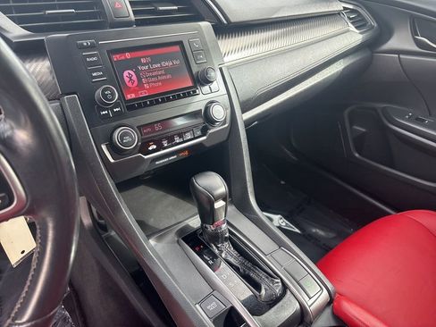 Used 2019 Honda Civic Sport image 15