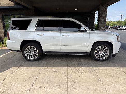 Used 2016 GMC Yukon Denali w/ Open Road Package AWD/4WD image 5