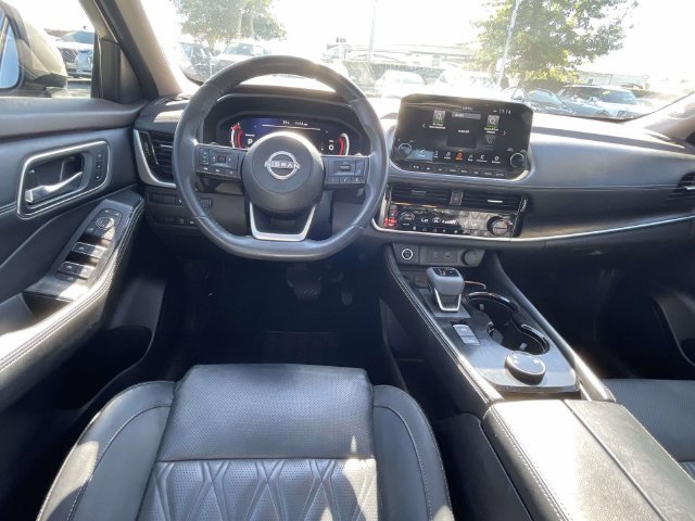 Used 2023 Nissan Rogue Platinum w/ Platinum Premium Package AWD/4WD image 13