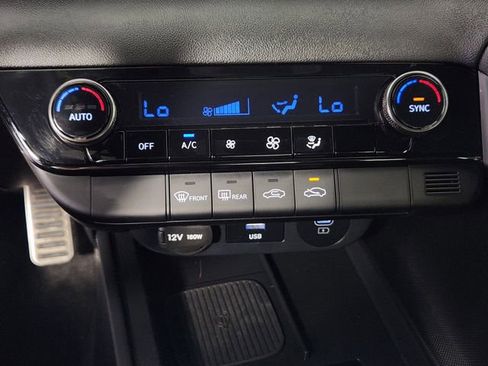 Certified 2025 Hyundai Elantra Sport FWD image 18