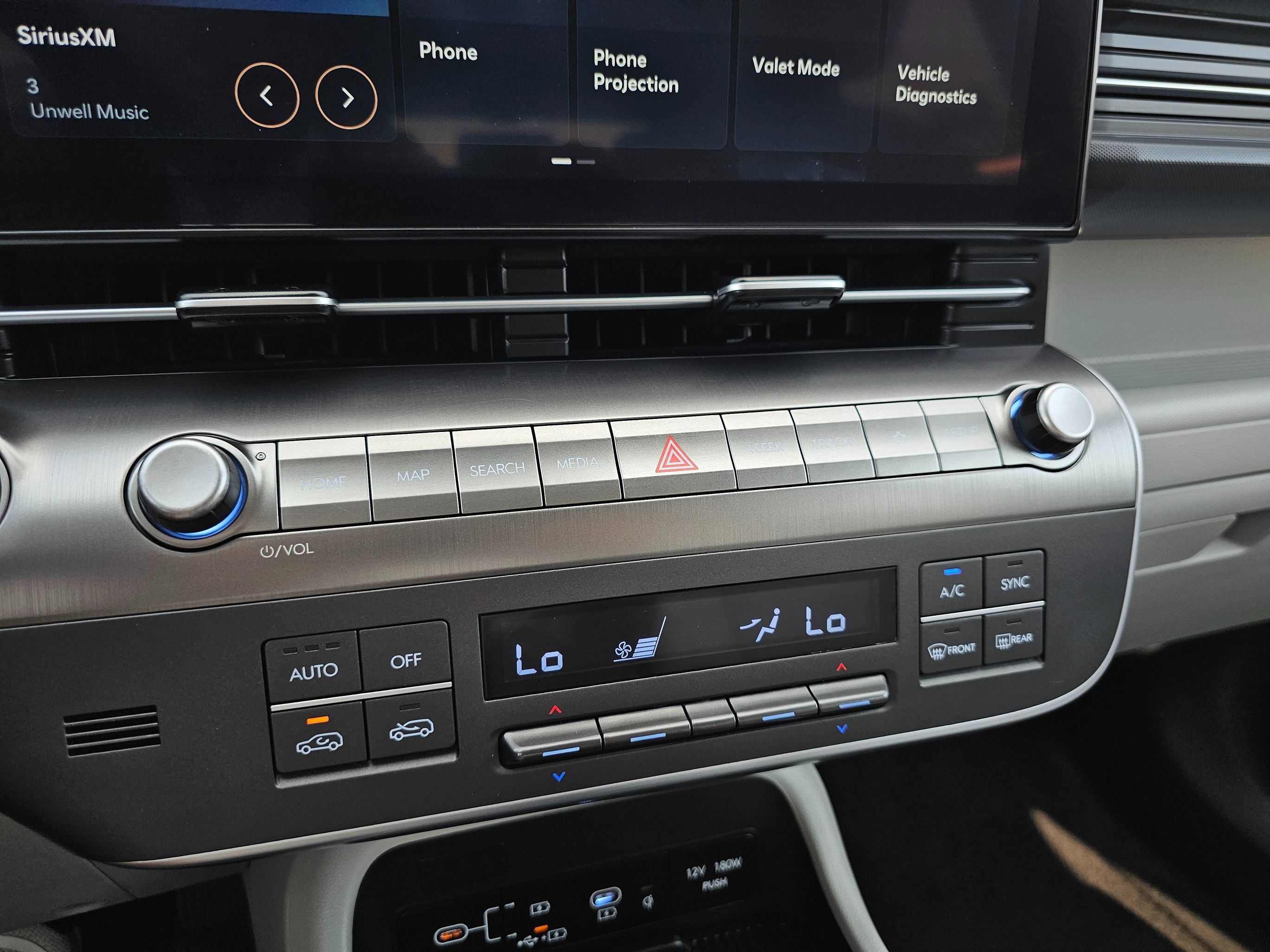 Used 2026 Hyundai Kona SEL Sport FWD image 38