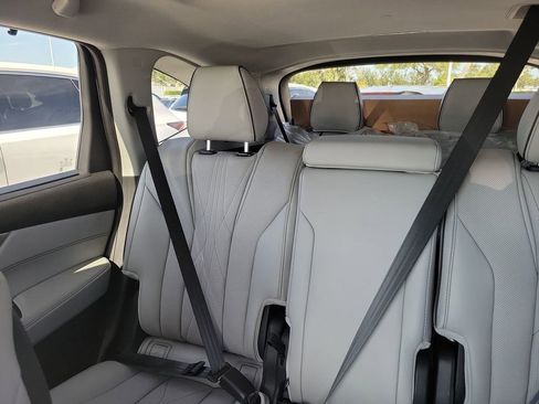 New 2026 Acura MDX w/ Advance Package image 4