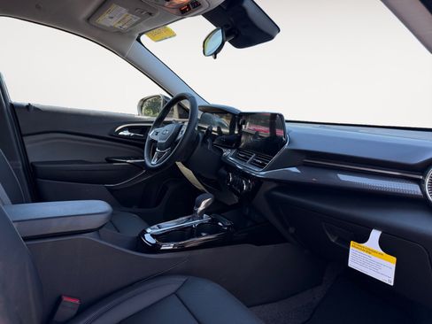 New 2026 Chevrolet Trax ACTIV w/ Driver Confidence Package FWD image 15