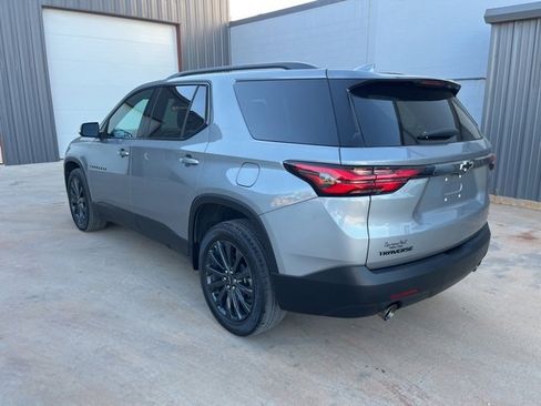 Used 2023 Chevrolet Traverse RS image 5