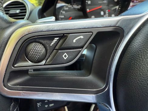 Used 2019 Porsche 718 Boxster image 34