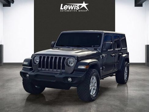 Used 2018 Jeep Wrangler Unlimited Sport AWD/4WD image 1
