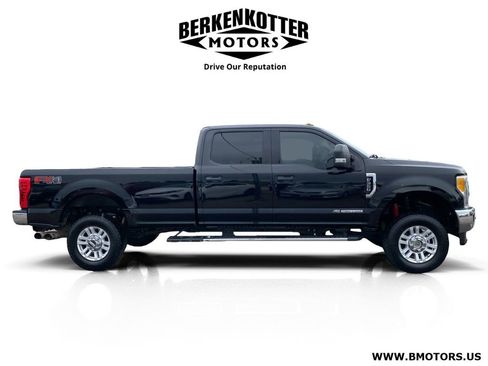Used 2017 Ford F350 XLT w/ XLT Value Package AWD/4WD image 8