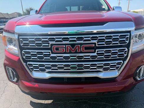 Used 2022 GMC Canyon Denali RWD image 7