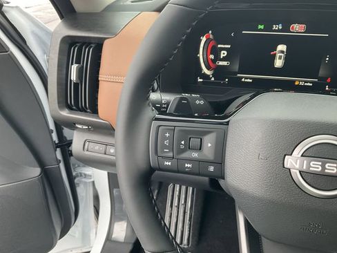 New 2026 Nissan Pathfinder Platinum w/ Cargo Package image 20