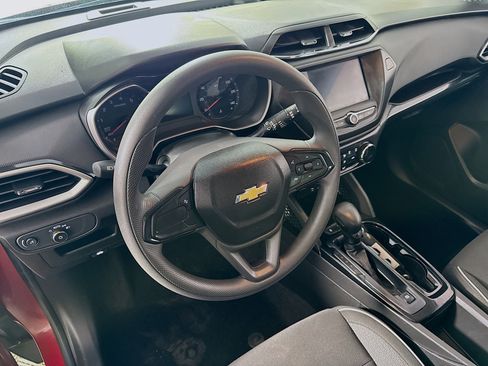 Used 2021 Chevrolet TrailBlazer LS FWD image 11