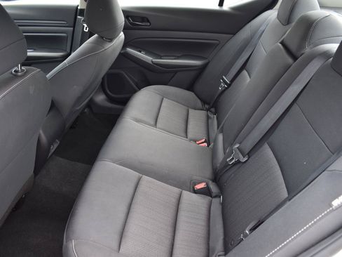 Used 2024 Nissan Altima 2.5 SV FWD image 42