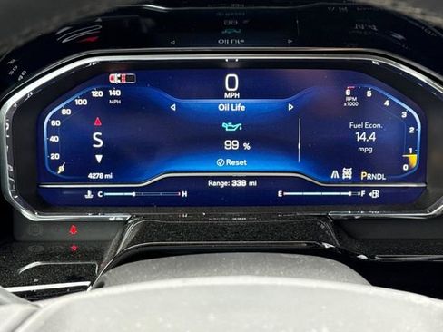 Used 2025 Chevrolet Silverado 1500 LT image 37