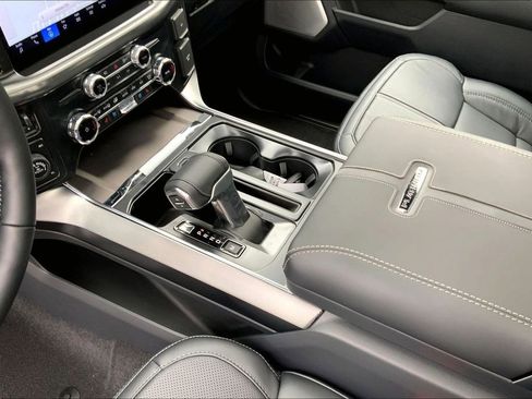 New 2026 Ford F150 Platinum AWD/4WD image 8