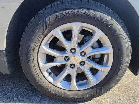 Used 2021 Chevrolet Equinox LT image 14