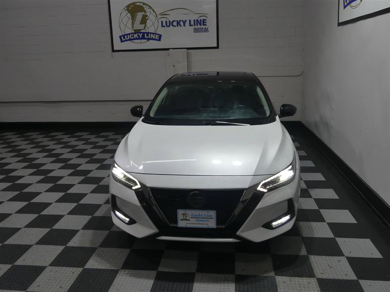 Used 2021 Nissan Sentra SR w/ SR Premium Package FWD image 3