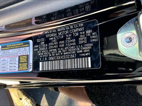 Certified 2025 Hyundai Tucson SEL image 17