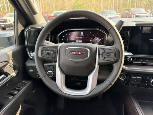 New 2026 GMC Sierra 3500 SLT w/ SLT Convenience Package AWD/4WD image 15