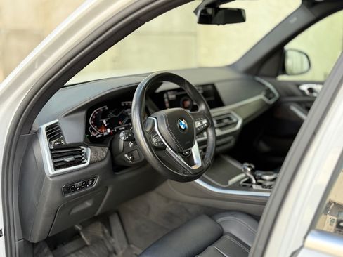 Used 2022 BMW X5 xDrive40i AWD/4WD image 16