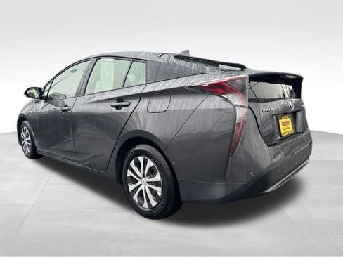 Used 2018 Toyota Prius Two w/ Prius Two Safety Plus Package image 5
