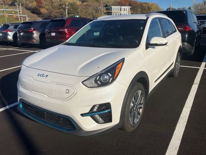 Used 2022 Kia Niro EX w/ Cold Weather Package