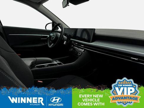 New 2025 Hyundai Sonata SEL image 16