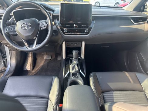 Used 2024 Toyota Corolla Cross AWD Hybrid w/ Convenience Package image 13
