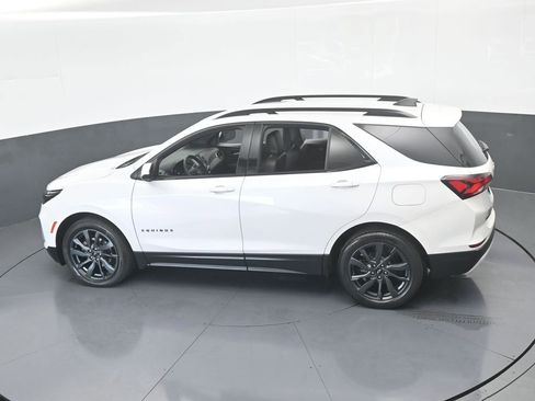 Used 2023 Chevrolet Equinox RS image 50