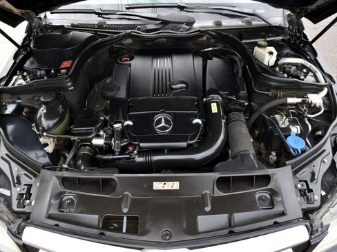 Used 2012 Mercedes-Benz C 250 Coupe image 18