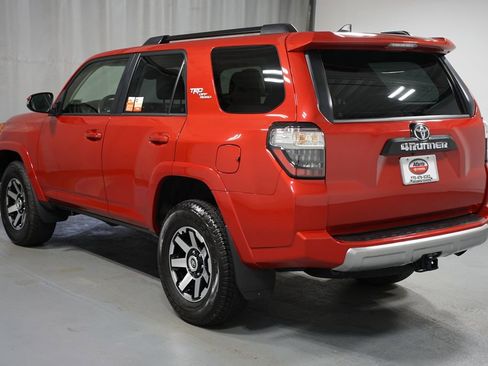 Certified 2024 Toyota 4Runner TRD Off-Road Premium image 6