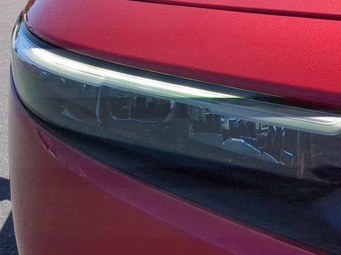 Used 2025 Honda Accord Sport image 9