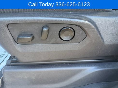 Used 2025 Chevrolet Silverado 3500 LT AWD/4WD image 13