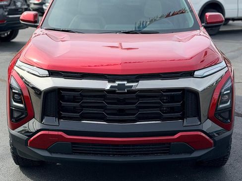 New 2026 Chevrolet Equinox ACTIV w/ Convenience Package III FWD image 2