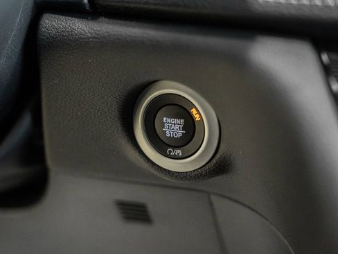 New 2026 Chrysler Pacifica Limited image 26