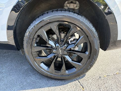 Used 2022 Kia Sorento SX AWD/4WD image 18