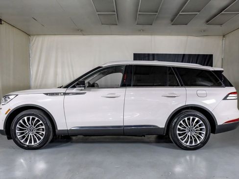 Used 2022 Lincoln Aviator Reserve w/ Equipment Group 201A AWD/4WD image 11