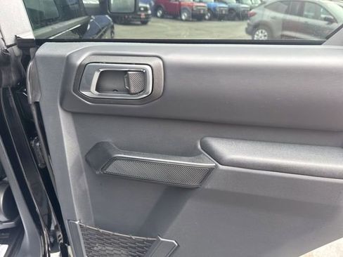 New 2026 Ford Bronco Badlands image 17