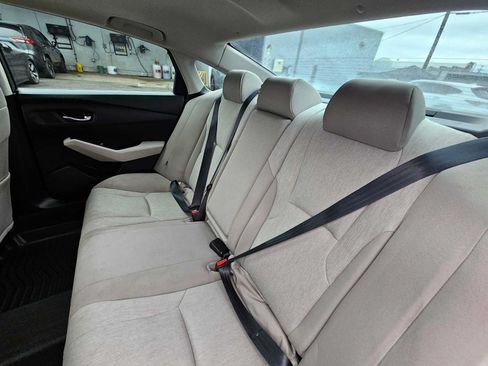 Used 2023 Honda Accord EX image 17