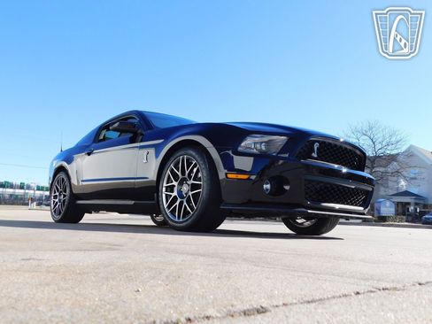Used 2012 Ford Mustang Shelby GT500 w/ SVT Performance Pkg image 28