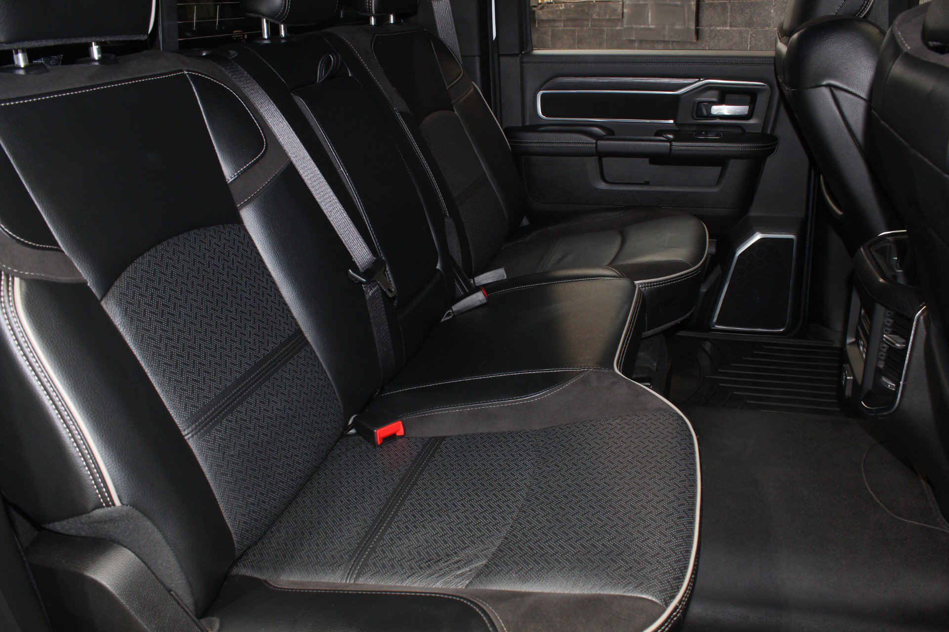 Used 2024 RAM 2500 Laramie w/ Night Edition AWD/4WD image 58