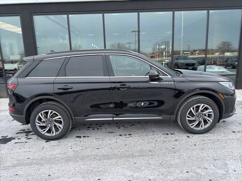 New 2026 Lincoln Corsair Premiere image 2