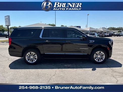 Used 2021 GMC Yukon XL SLT image 4