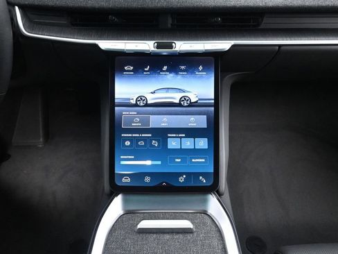 Used 2024 Lucid Air Touring AWD/4WD image 37