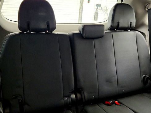 Used 2018 Toyota Sienna SE Premium image 23