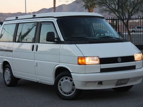 Used 1993 Volkswagen Eurovan MV FWD image 2