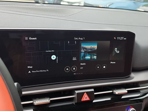 New 2026 Kia Sportage SX FWD image 24