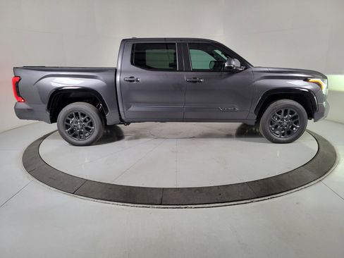 New 2025 Toyota Tundra Platinum image 3