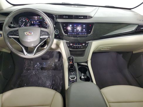 Used 2021 Cadillac XT6 Premium Luxury image 44