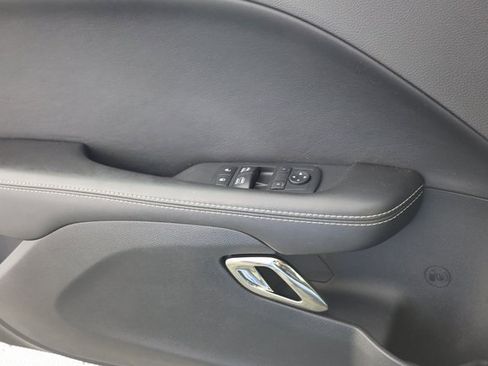 Used 2018 Dodge Challenger SRT Hellcat image 23