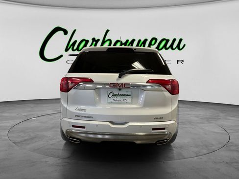 Used 2017 GMC Acadia Denali w/ Technology Package AWD/4WD image 4