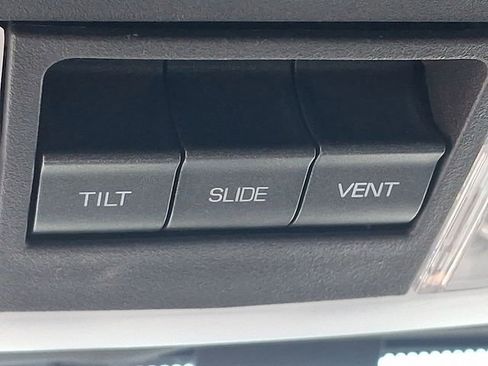 Used 2013 Lincoln Navigator 4WD w/ HD Trailer Tow Pkg image 25